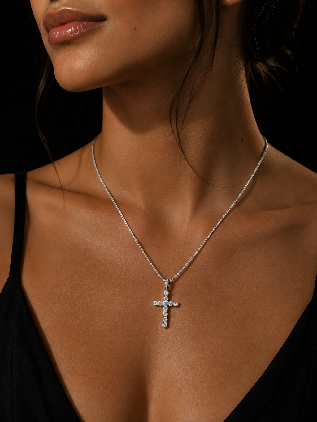 4mm Moissanite Cross Pendant — VVS1 | S925 Sterling Silver